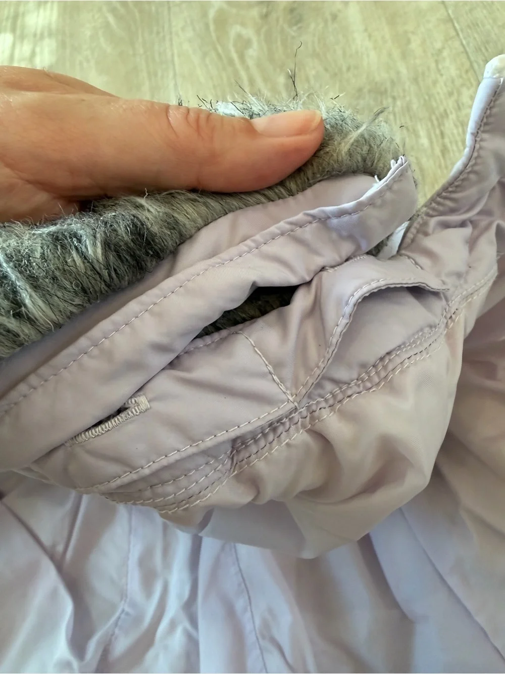 Girls Columbia Light Purple Puffer Hooded Jacket with removable Faux Fur Trim